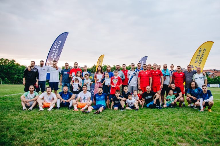 Održan drugi MOZZART Dijabetes mini fudbal kup: Trijumf zdravlja i sporta Mozzart kup cetiri prvoplasirane ekipe 768x512