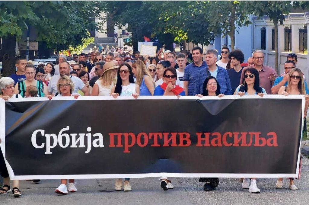 Kragujevčani i ove subote šetali protiv nasilja Protest 7.6