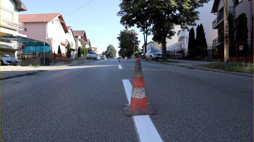 Obeležavanje horizontalne signalizacije na više lokacija u gradu 01.08.23 horizontalna signalizacija 4