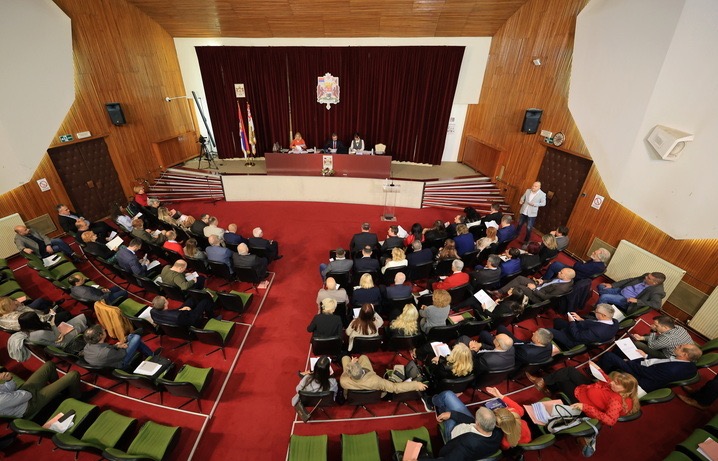 Nakon višečasovne rasprave usvojen gradski budžet Sednica Sg2024