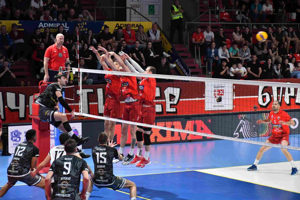 Partizan zaustavio odbojkaše Radničkog na putu do finala Ok Radnički (2) (6)