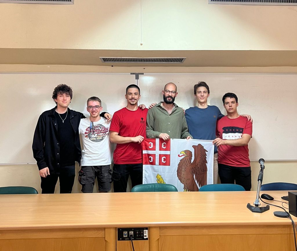 Uspeh Kragujevčana na Državnom prvenstvu u debati na FPN-u Delegacija Gradskog Debatnog Kluba Kragujevac