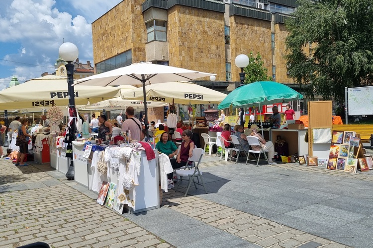 Bazar1