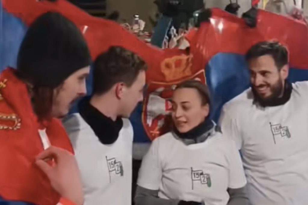 Veliki broj građana dočekao u Beogradu kragujevačke studente maratonce Maratonci U Bgd