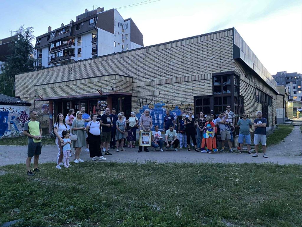 Na Zboru građana u Centralnoj radionici ukazano na problem ruiniranog objekta nekadašnje „Srbijine“ prodavnice Zbor Gradjana Centralna, Bagremar, Palilule