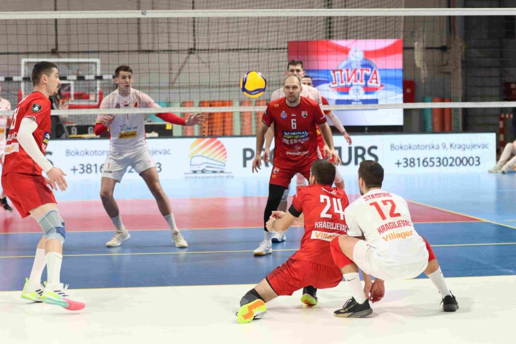 Poraz odbojkaša Radničkog u Novom Sadu Voj rad