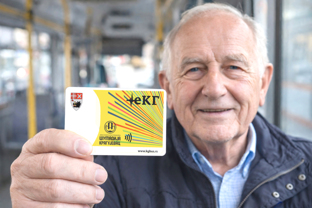 Počinje zamena eKG kartica za starije od 65 godina
Penzioneri ekg