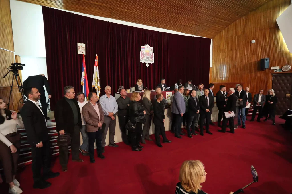 Od čega je sve vlast u Kragujevcu odustala pod pritiskom parlamentarne opozicije Opozicija foto laza